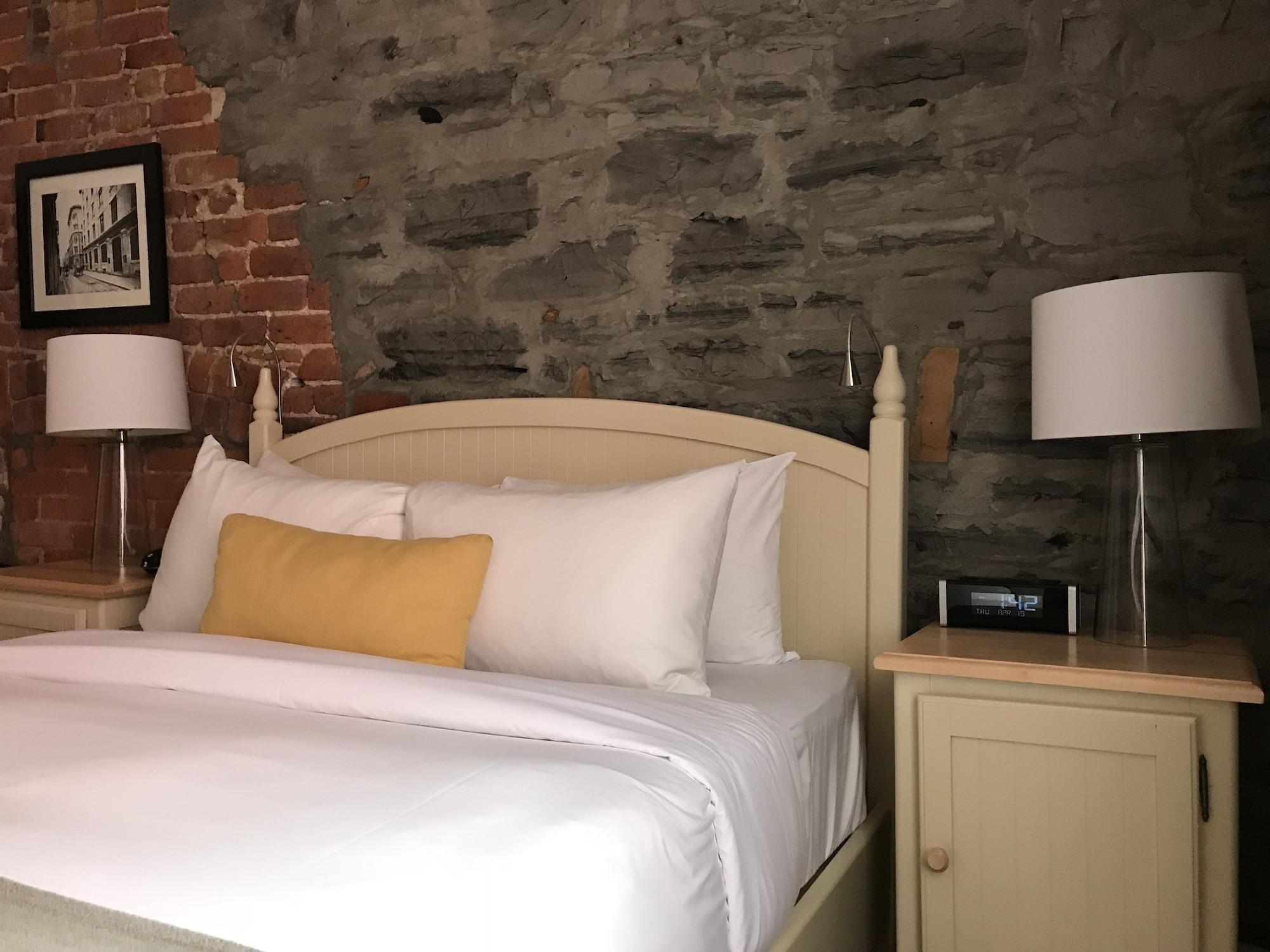 Auberge Saint-Pierre Quebec City Exterior photo